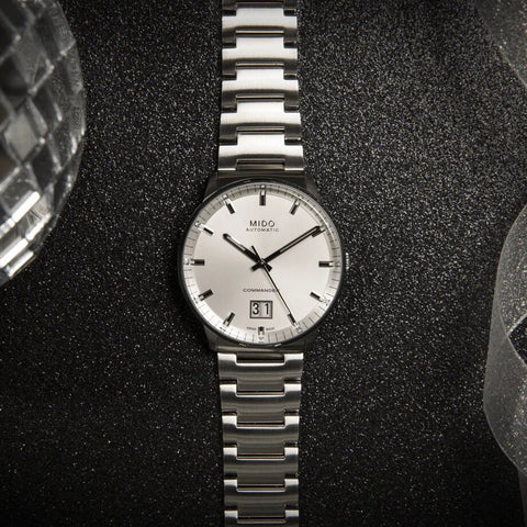 MIDO COMMANDER BIG DATE M021.626.11.031.00