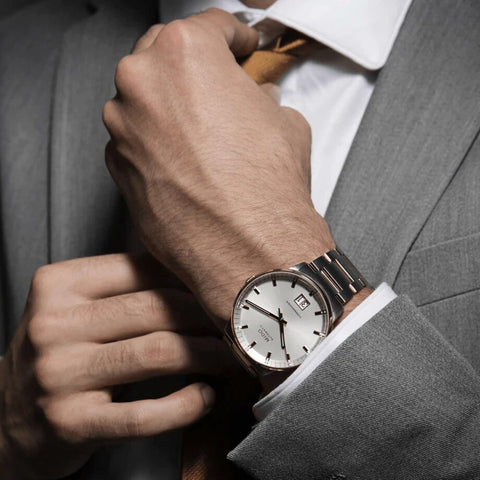 MIDO COMMANDER BIG DATE M021.626.22.031.00