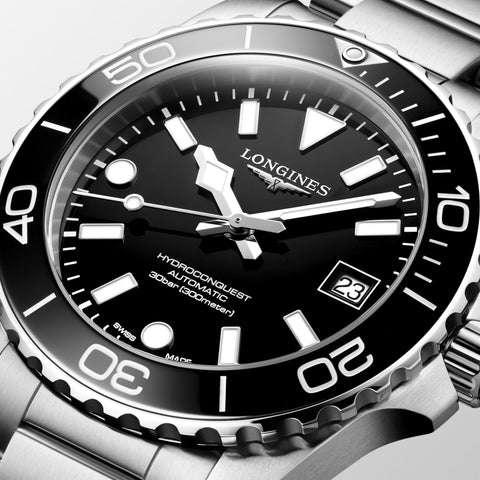 LONGINES HydroConquest — Black Lacquered Polished